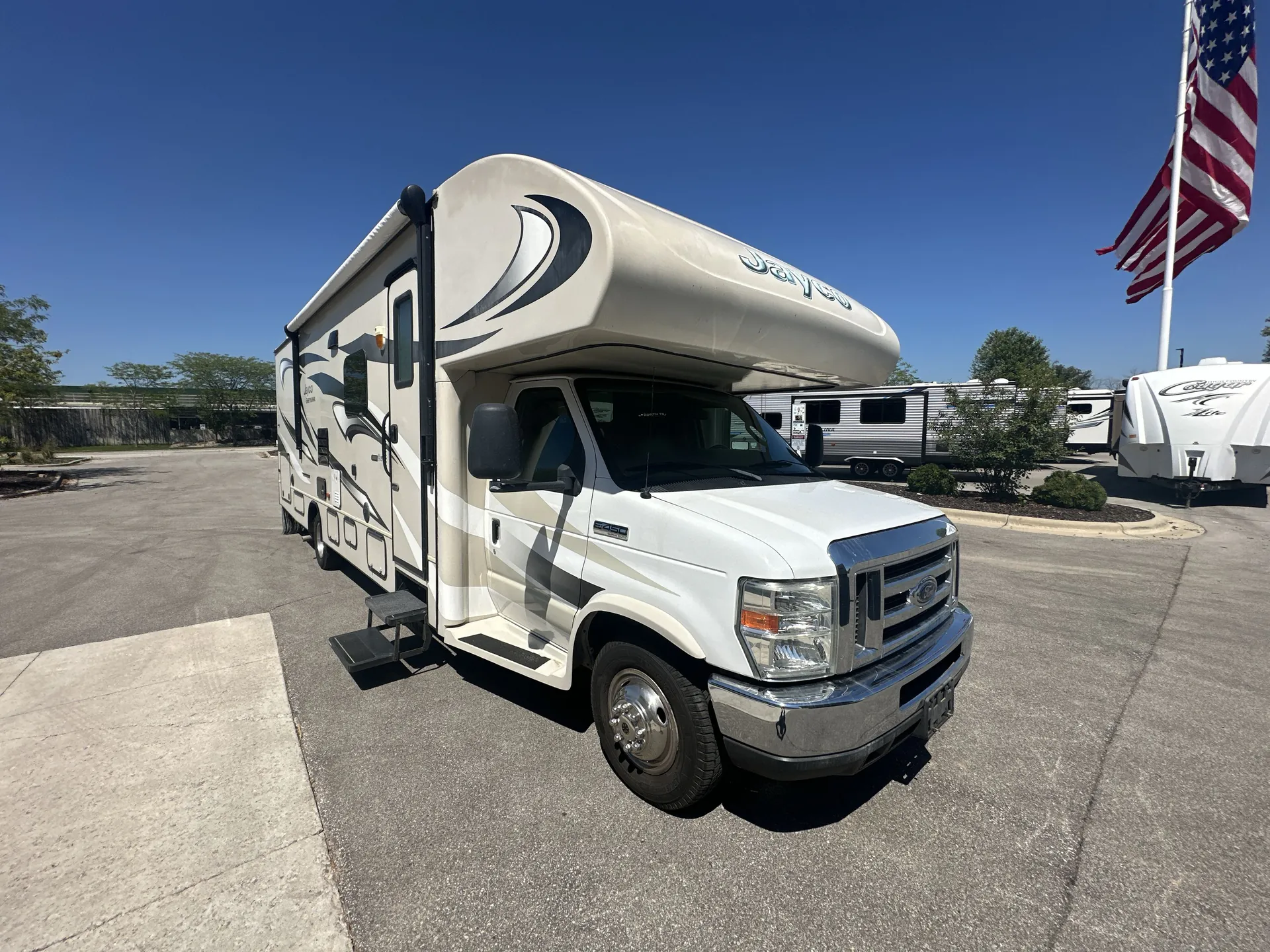 2014 Jayco Greyhawk 29MV - Photo 2