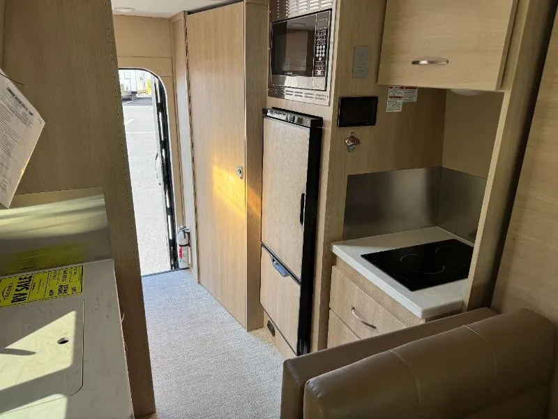 2025 Chinook RV Maverick EB, Photos photo 17
