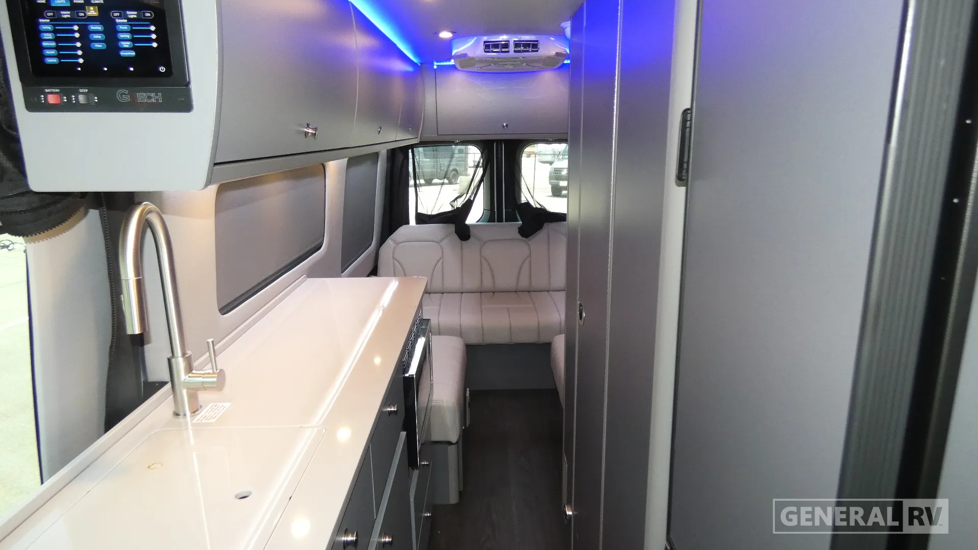 2027 Grech Motors Vacanza-ion 22AWD - Photo 3