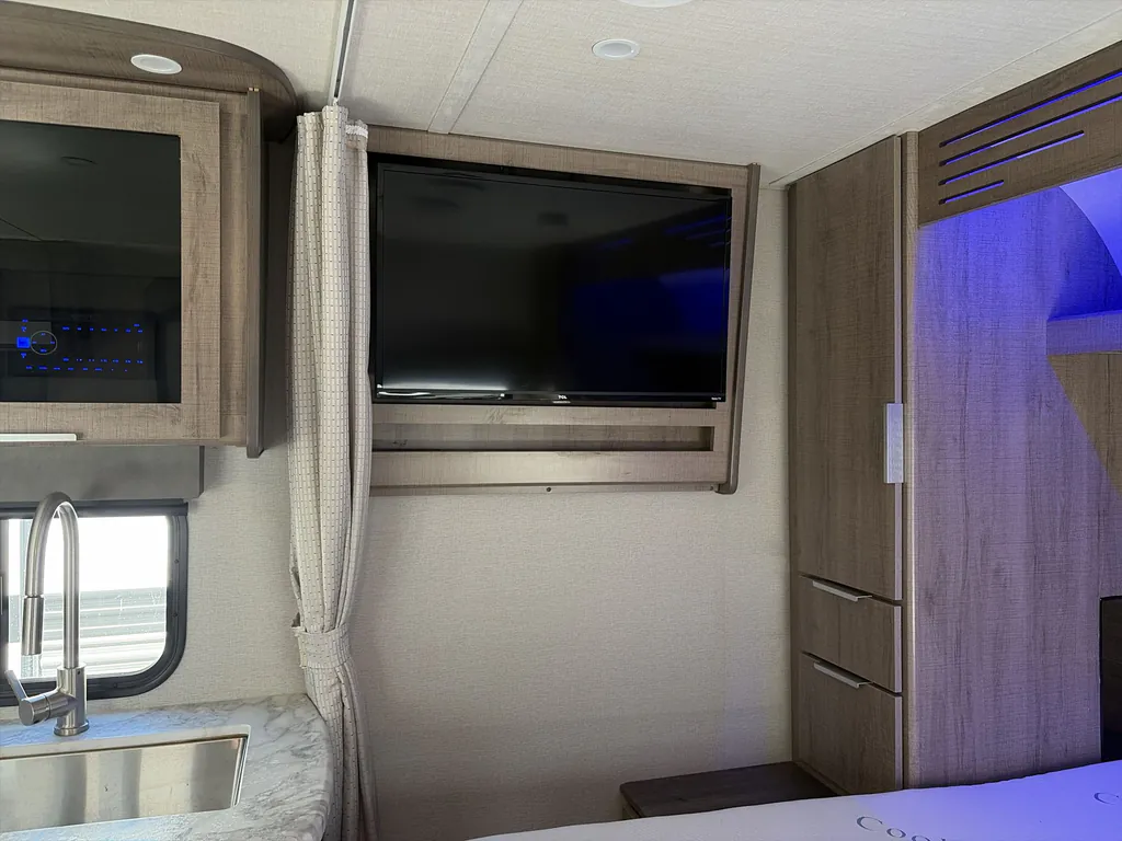 2021 Grand Design Imagine XLS 21BHE, Photos photo 14