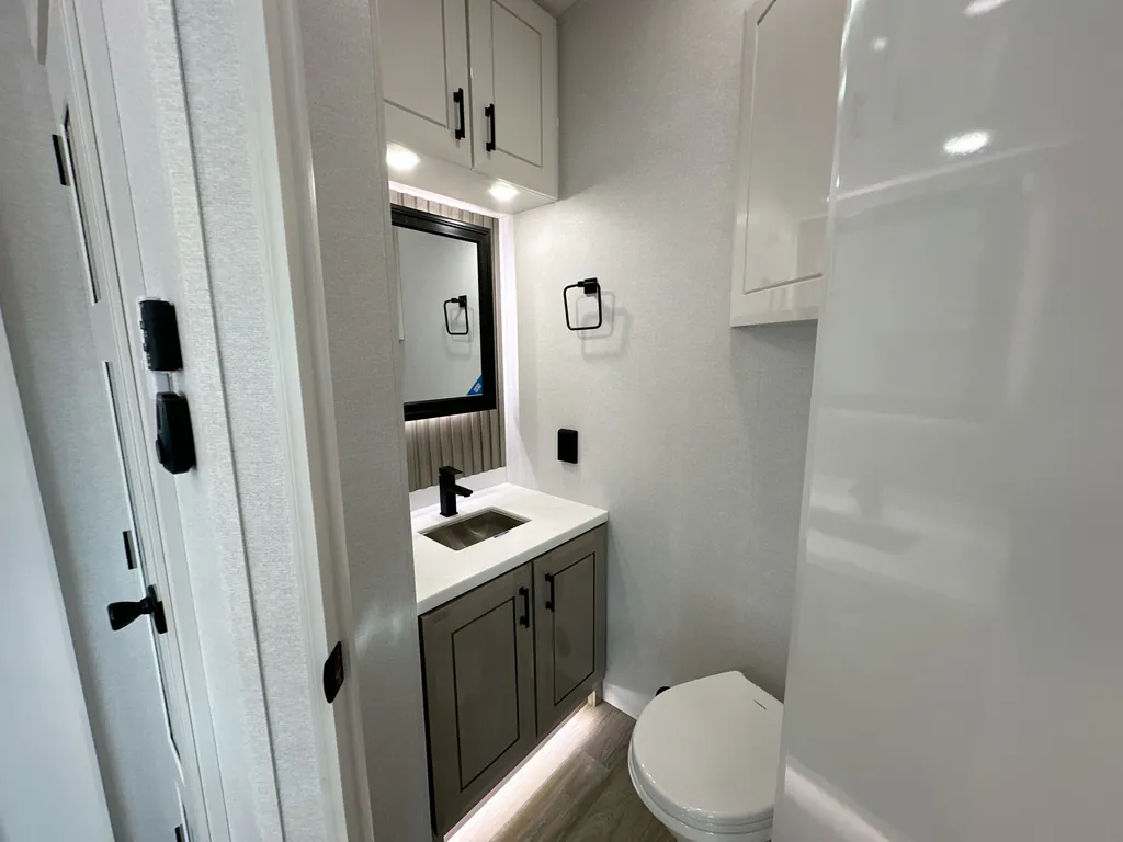 2027 Jayco Pinnacle 36FBTS, Photos photo 36