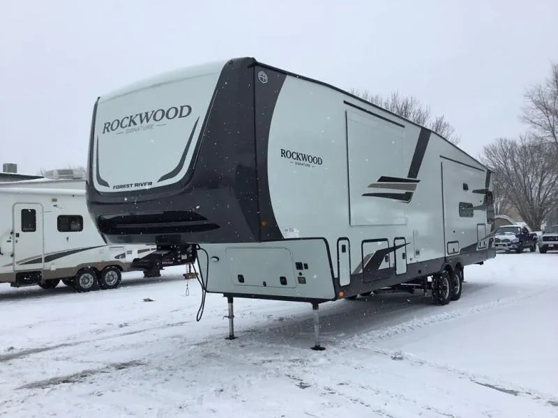 2026 Forest River Rockwood Signature 401SFB - Photo 3