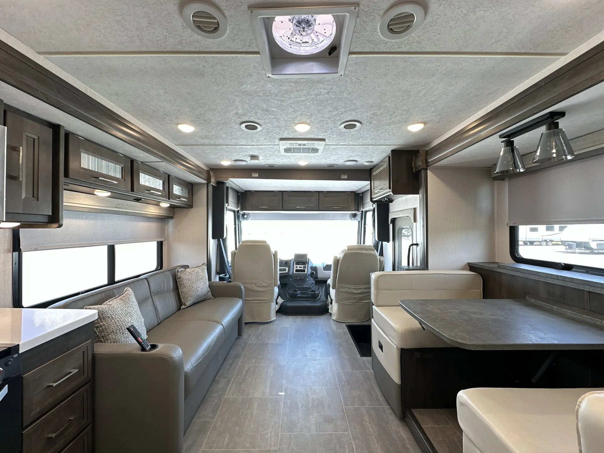 2022 Coachmen Mirada 315KS — living area main