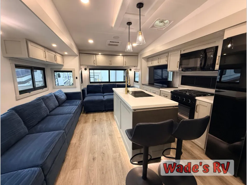 2025 Brinkley Model Z 3610, Photos photo 21