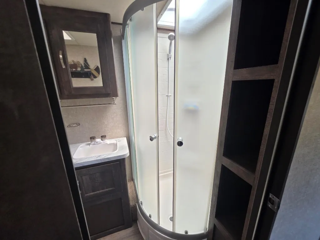 2019 Forest River RV Vibe Extreme Lite 258RKS, Photos photo 15