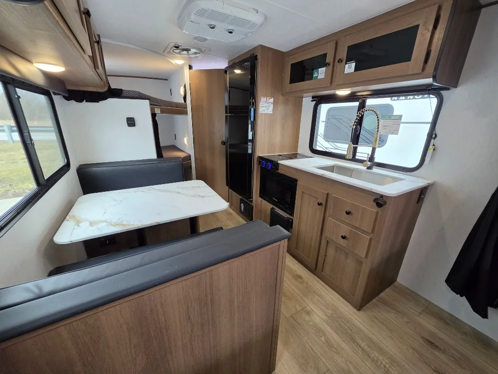 2026 Coachmen Apex Nano 186BH, Photos photo 7