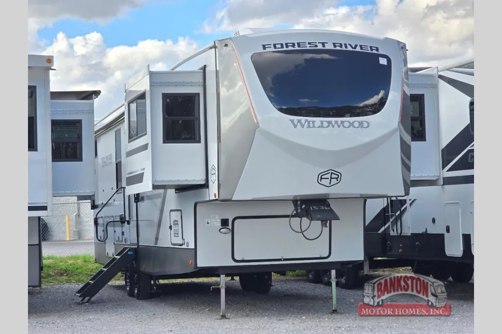 2026 Forest River Wildwood Heritage Glen Elite Series 36FL - Photo 2