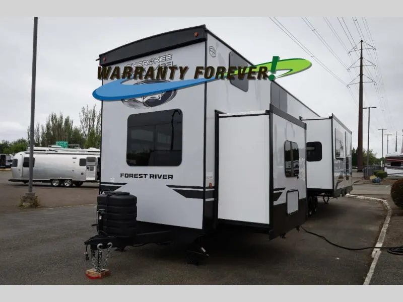 2026 Forest River Cherokee Timberwolf Black Label 39ALBL - Photo 3