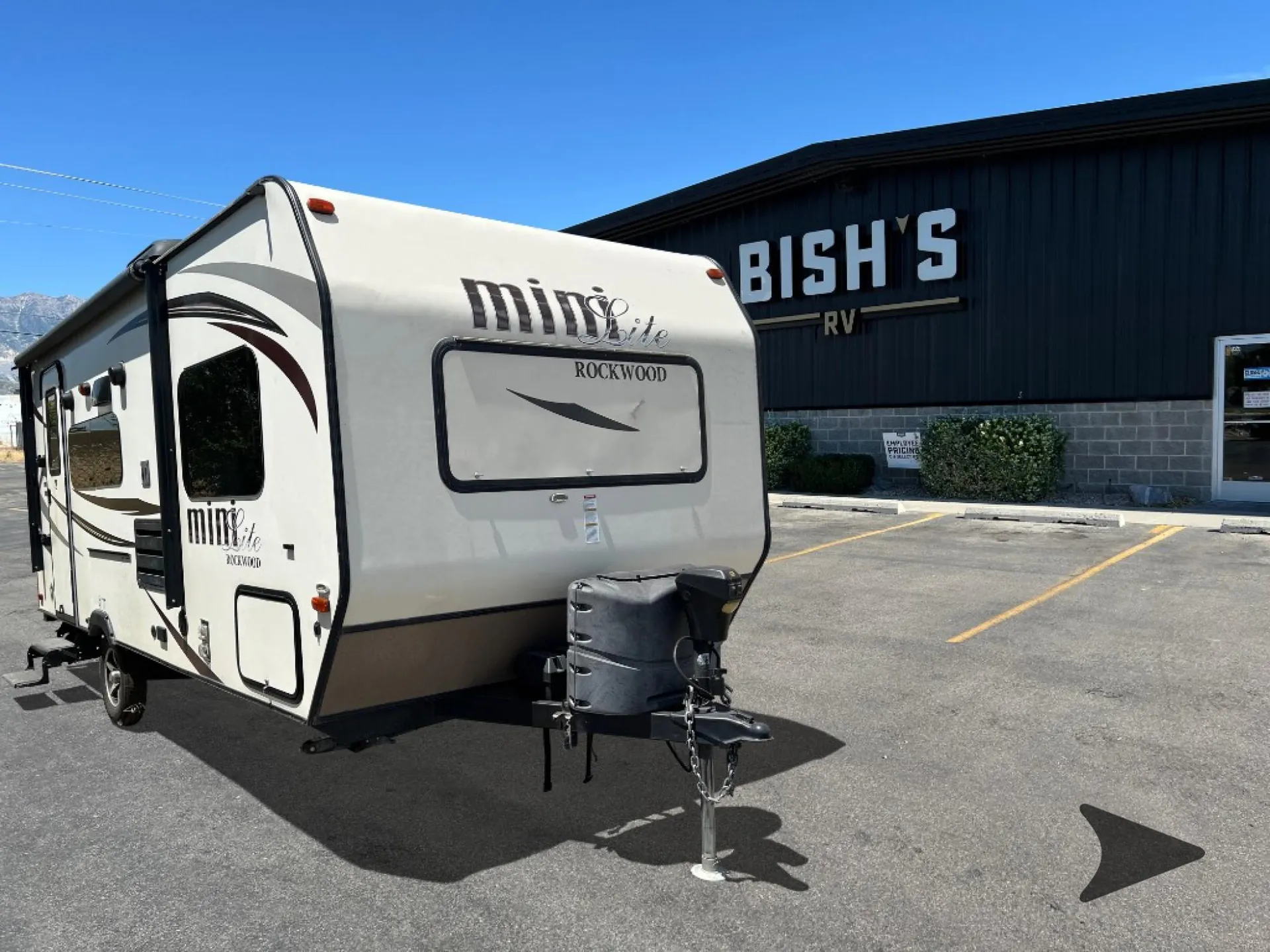 2017 Forest River Rockwood Mini Lite 1909S - Photo 2