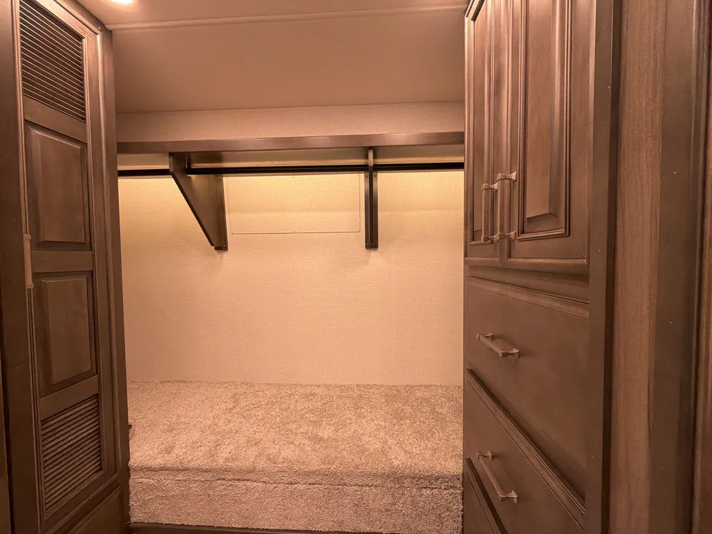 2026 Entegra Coach Aspire 44D, Photos photo 24