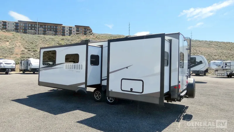 2024 Forest River Rockwood Ultra Lite 2608BS - Photo 4