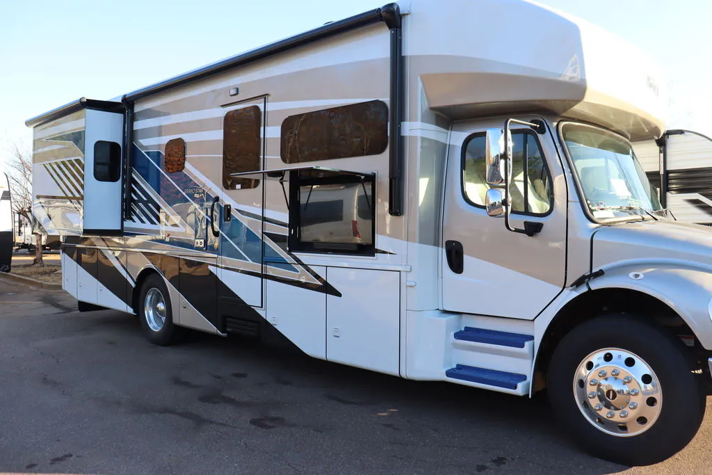 2026 Newmar Grand Star 3444 - Photo 3