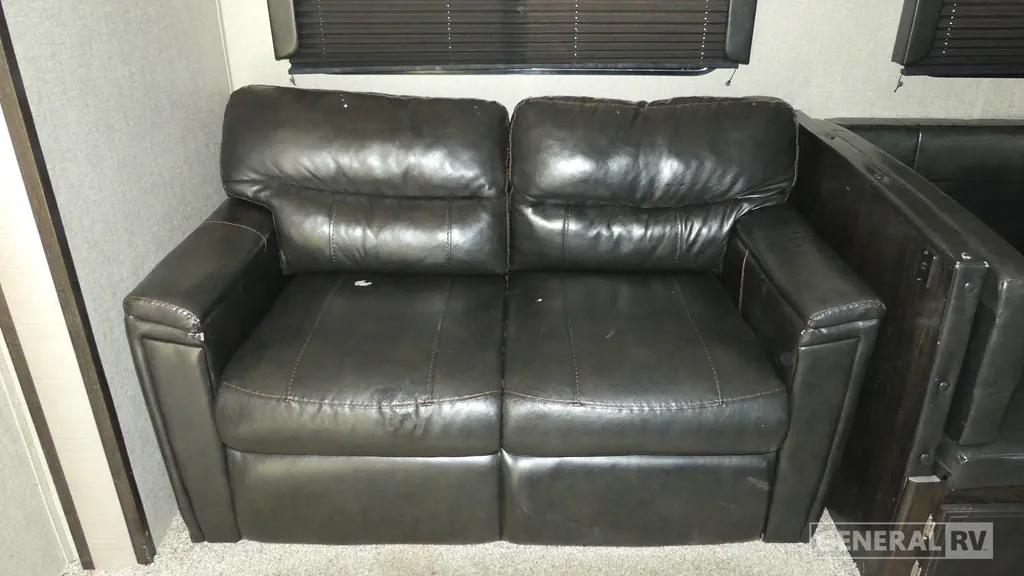 2019 Grand Design Imagine 2800BH, Photos photo 11