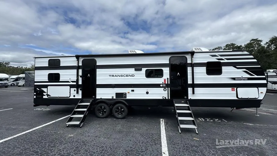 2026 Grand Design Transcend Xplor 325BHT - Photo 3