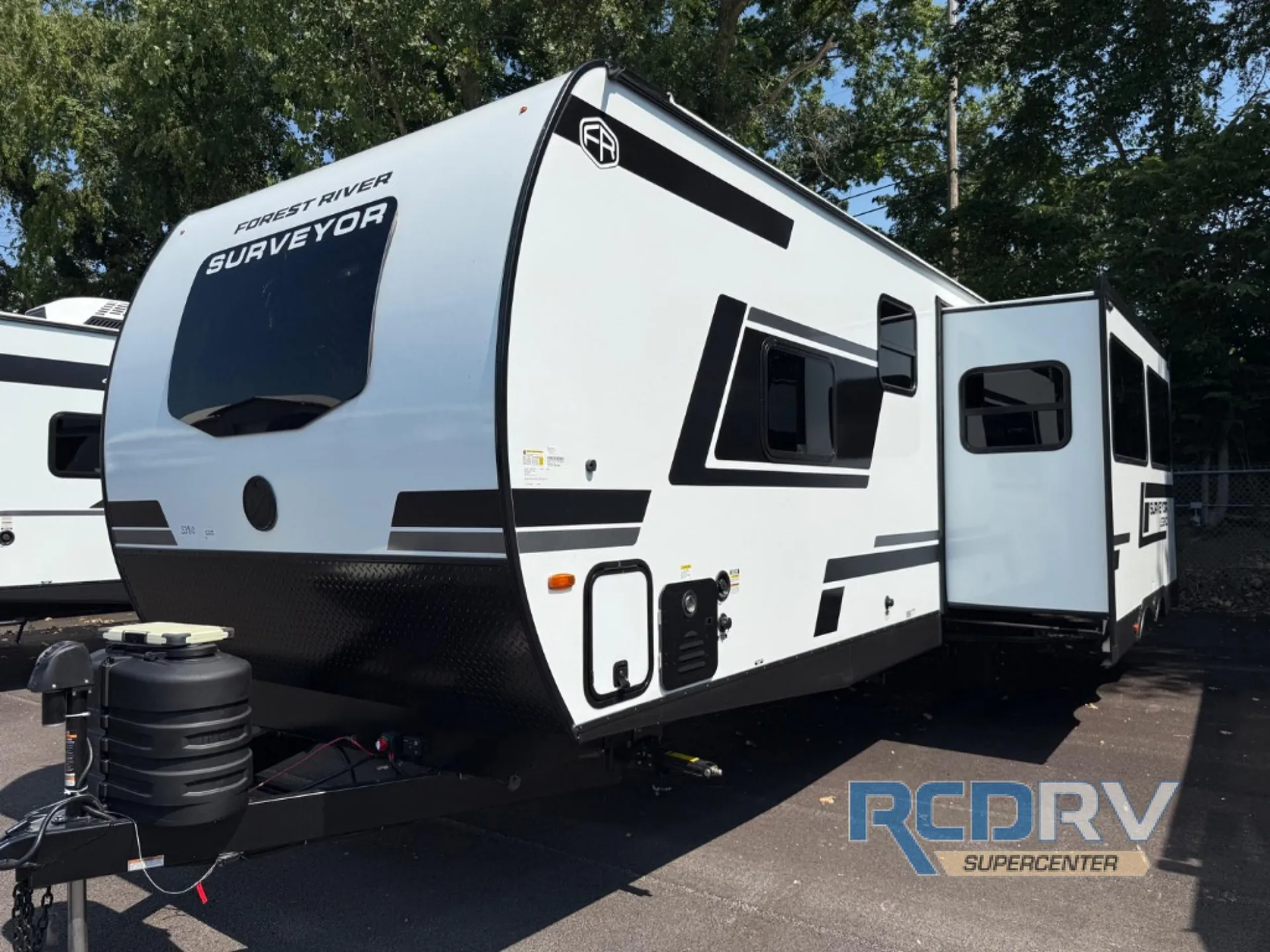 2027 Forest River Surveyor Legend 296QBLE - Photo 3