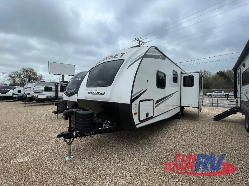 2023 CrossRoads RV Sunset Trail 256RK - Photo 3