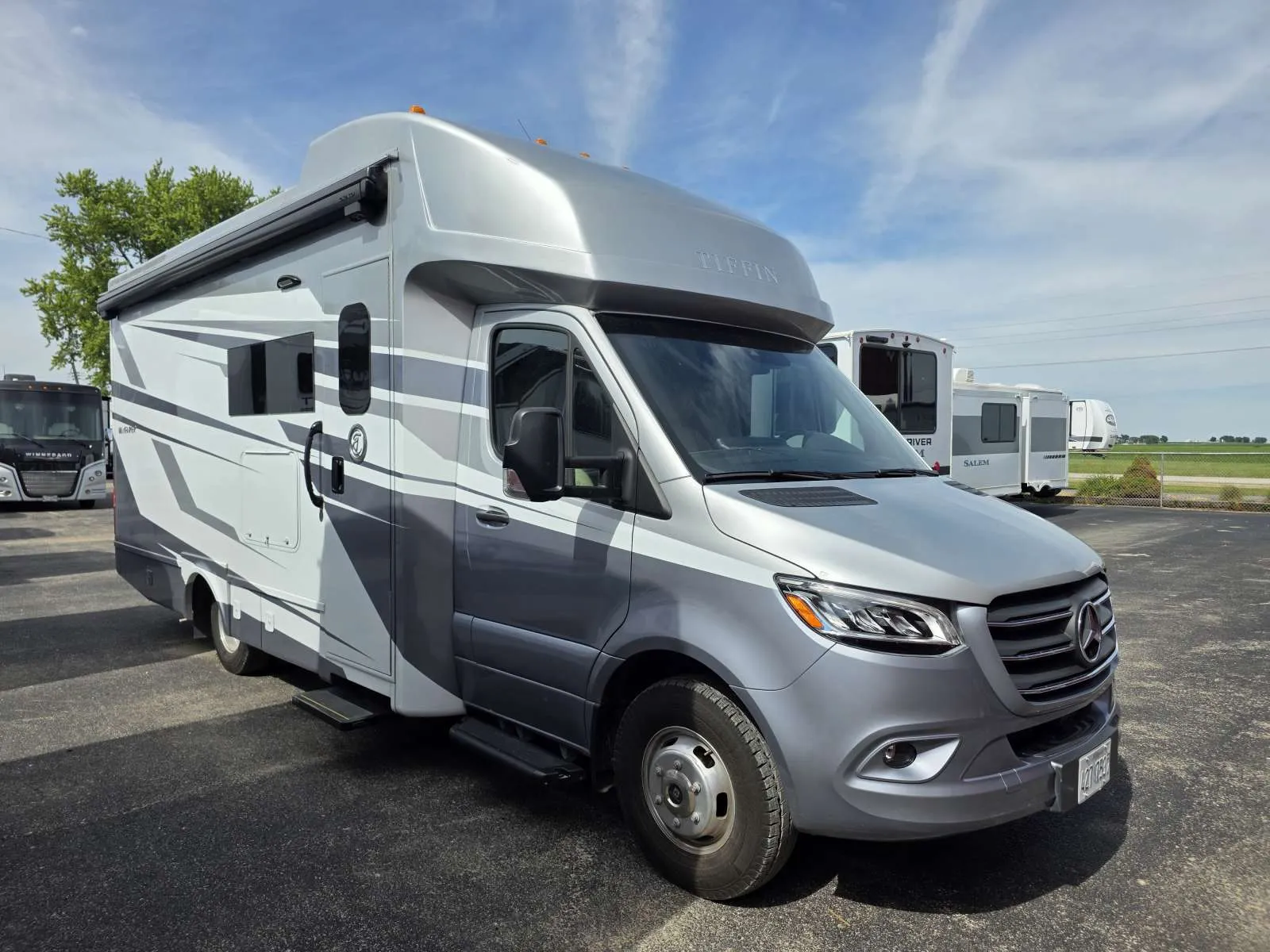 2025 Tiffin Wayfarer 25 RW - Photo 2