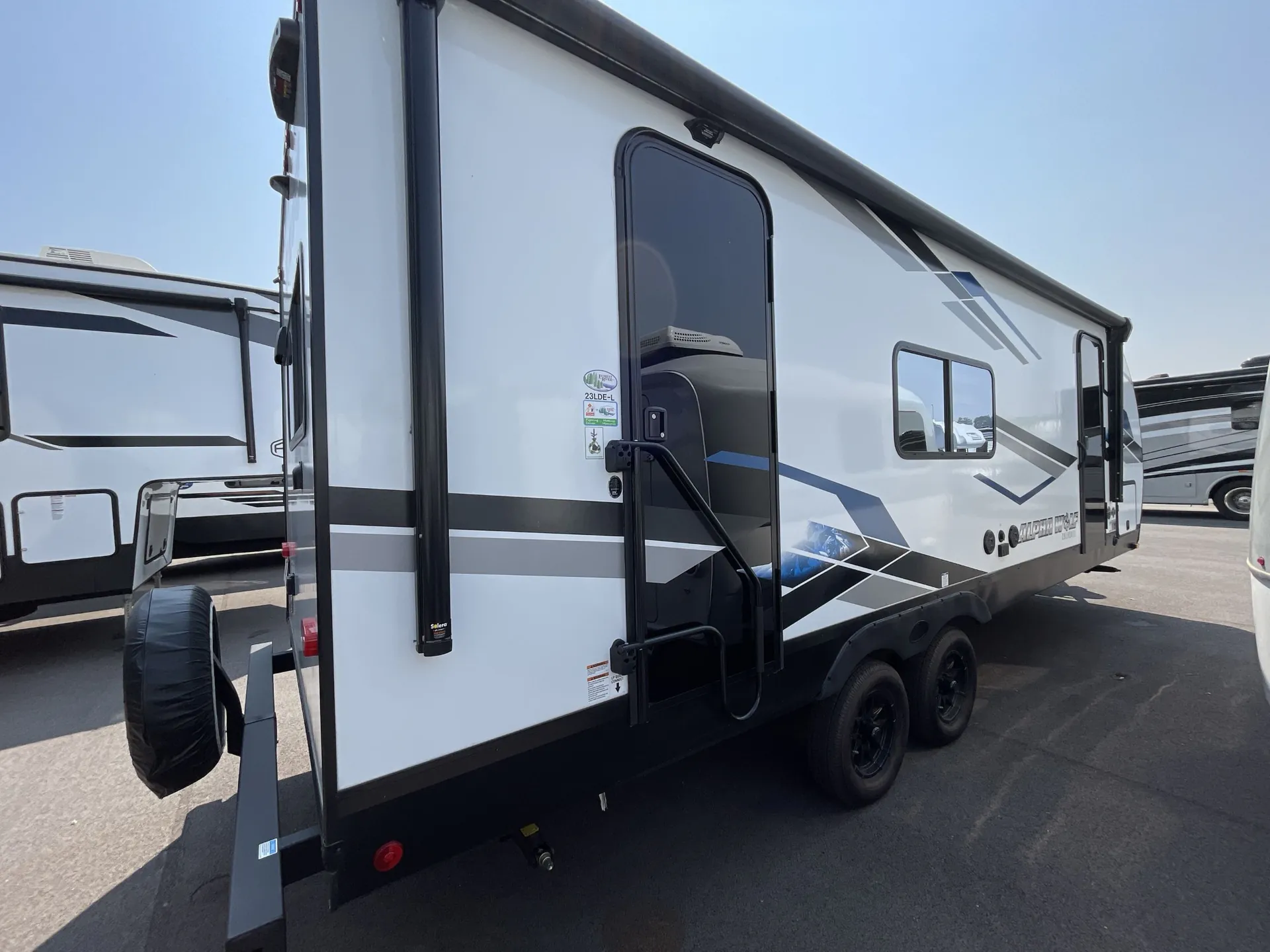 2024 Forest River Cherokee Alpha Wolf 23LDE-L - Photo 3