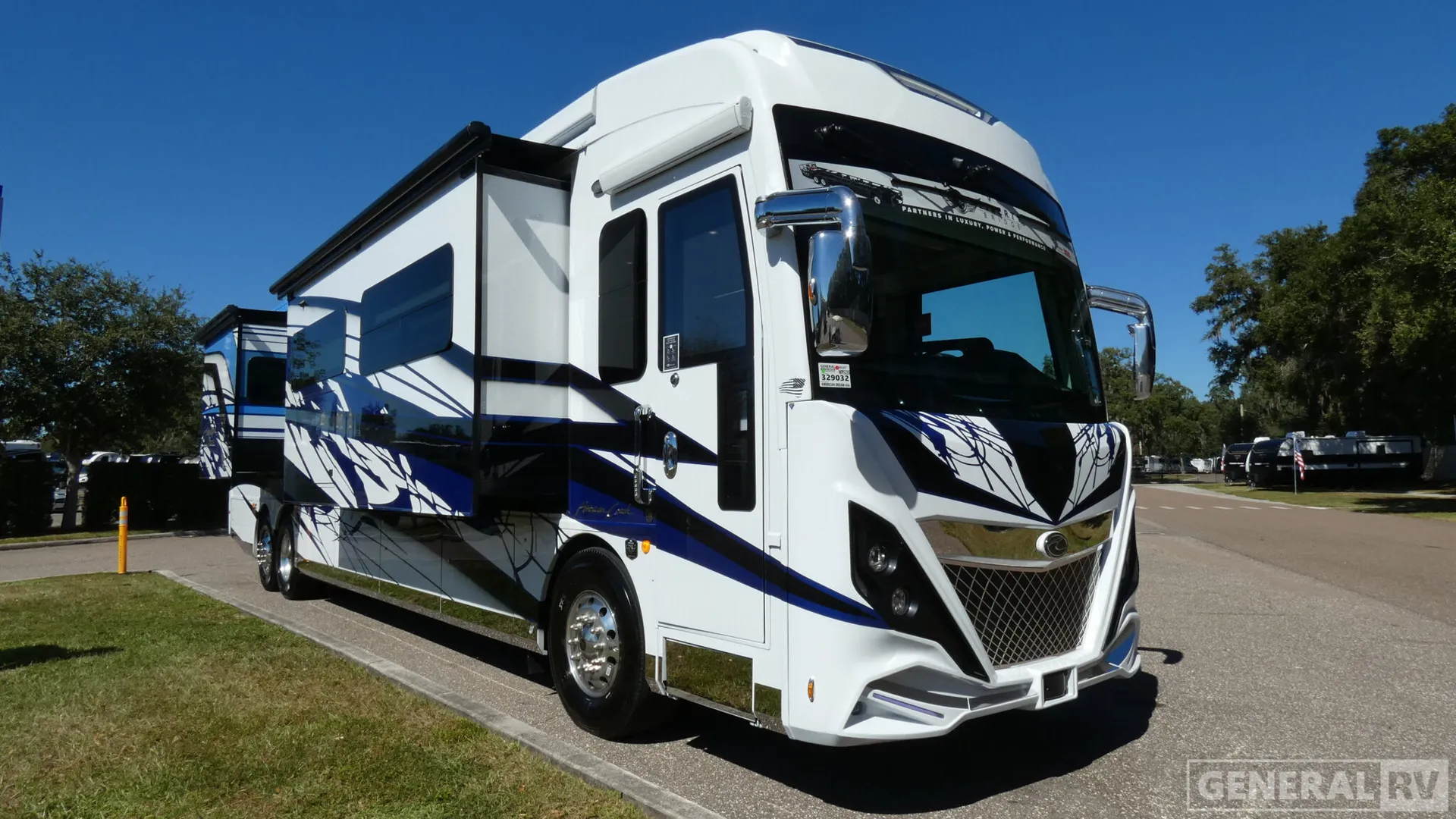 2026 American Coach American Dream 45A - Photo 2