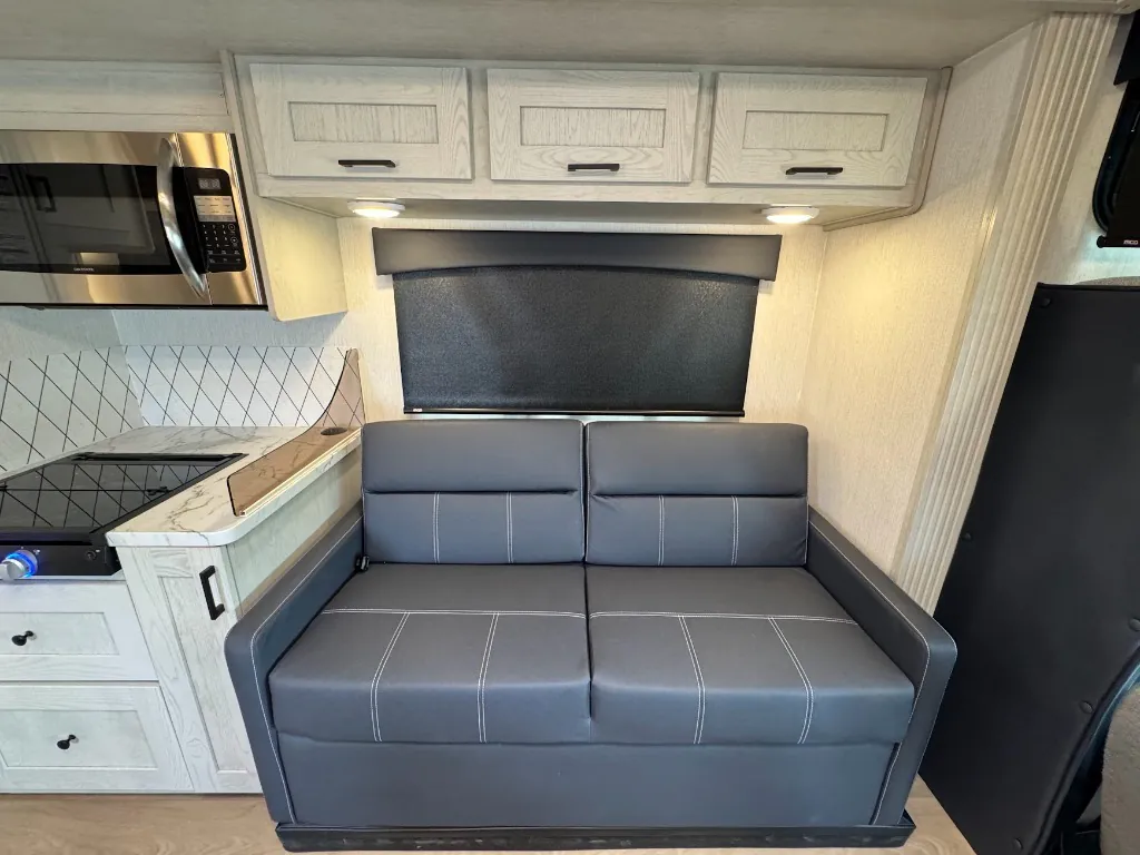 2026 Nexus Triumph 32T, Photos photo 42