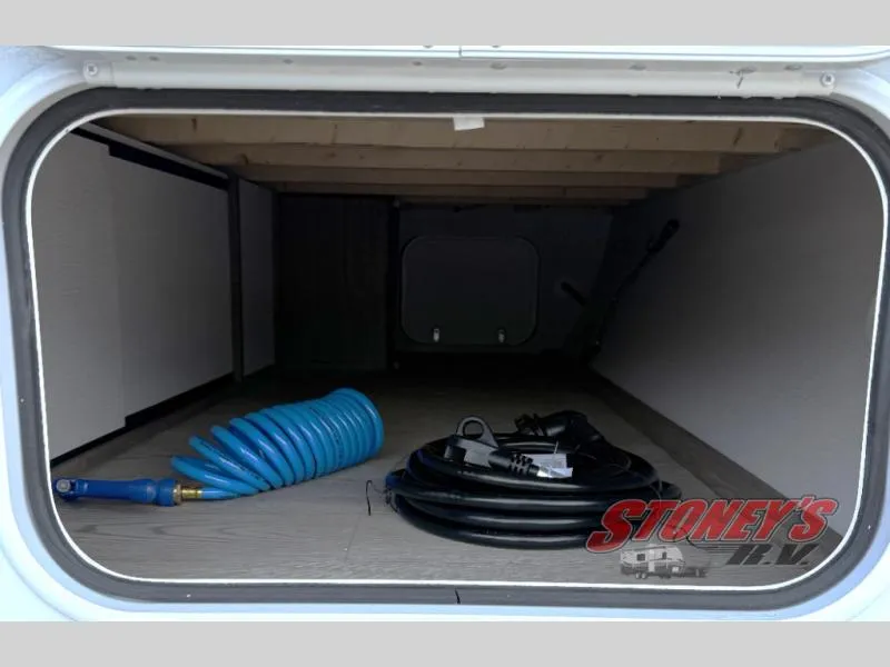2025 Coachmen Freedom Express Select 21SE - Photo 3