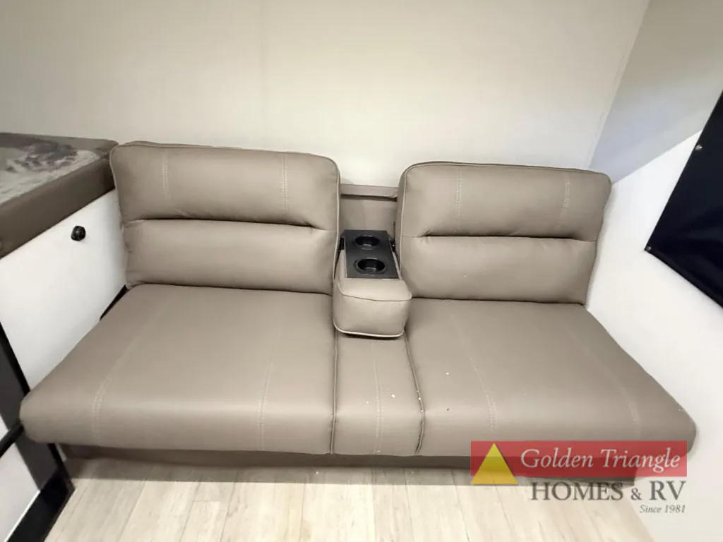 2026 Coachmen Freedom Express Select 30SE, Photos photo 36