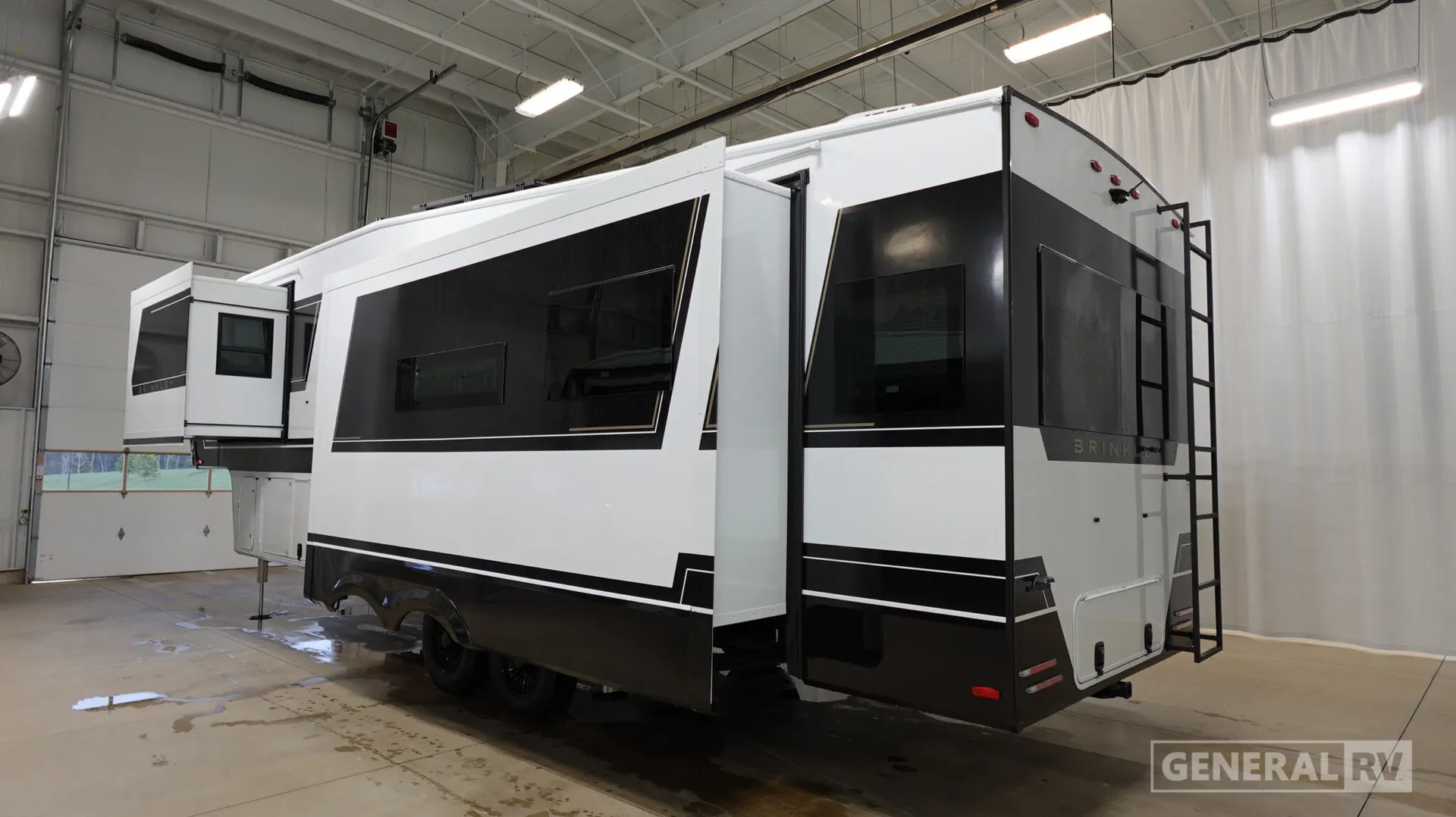 2026 Brinkley Model Z 3100 - Photo 4