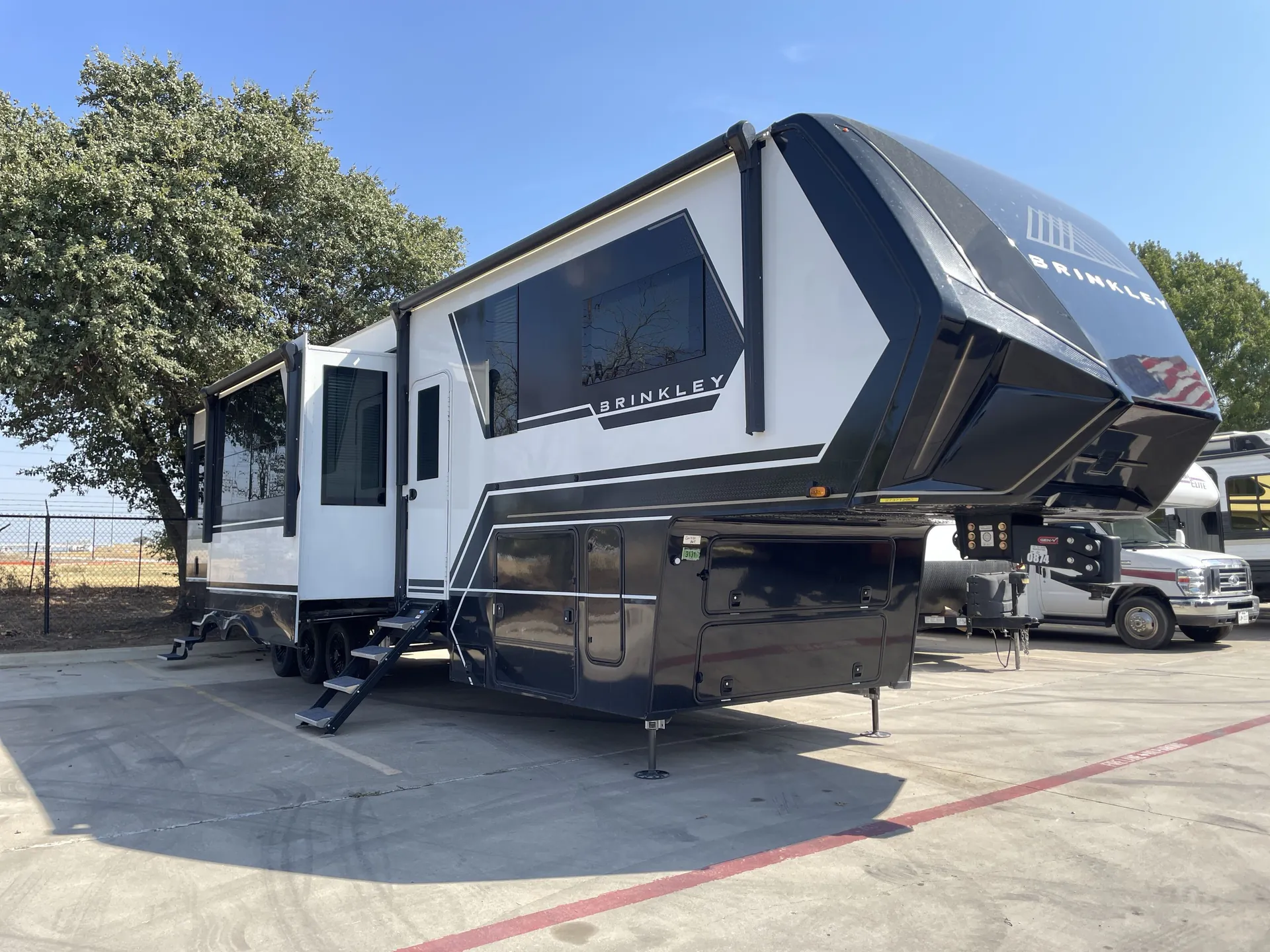 2024 Brinkley Model G 4000