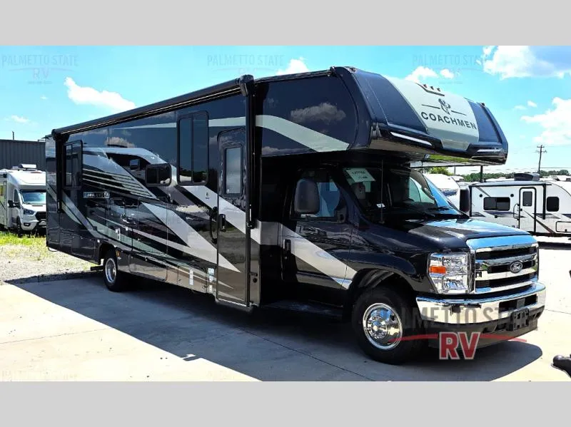 2027 Coachmen Freelander 31MB - Photo 2