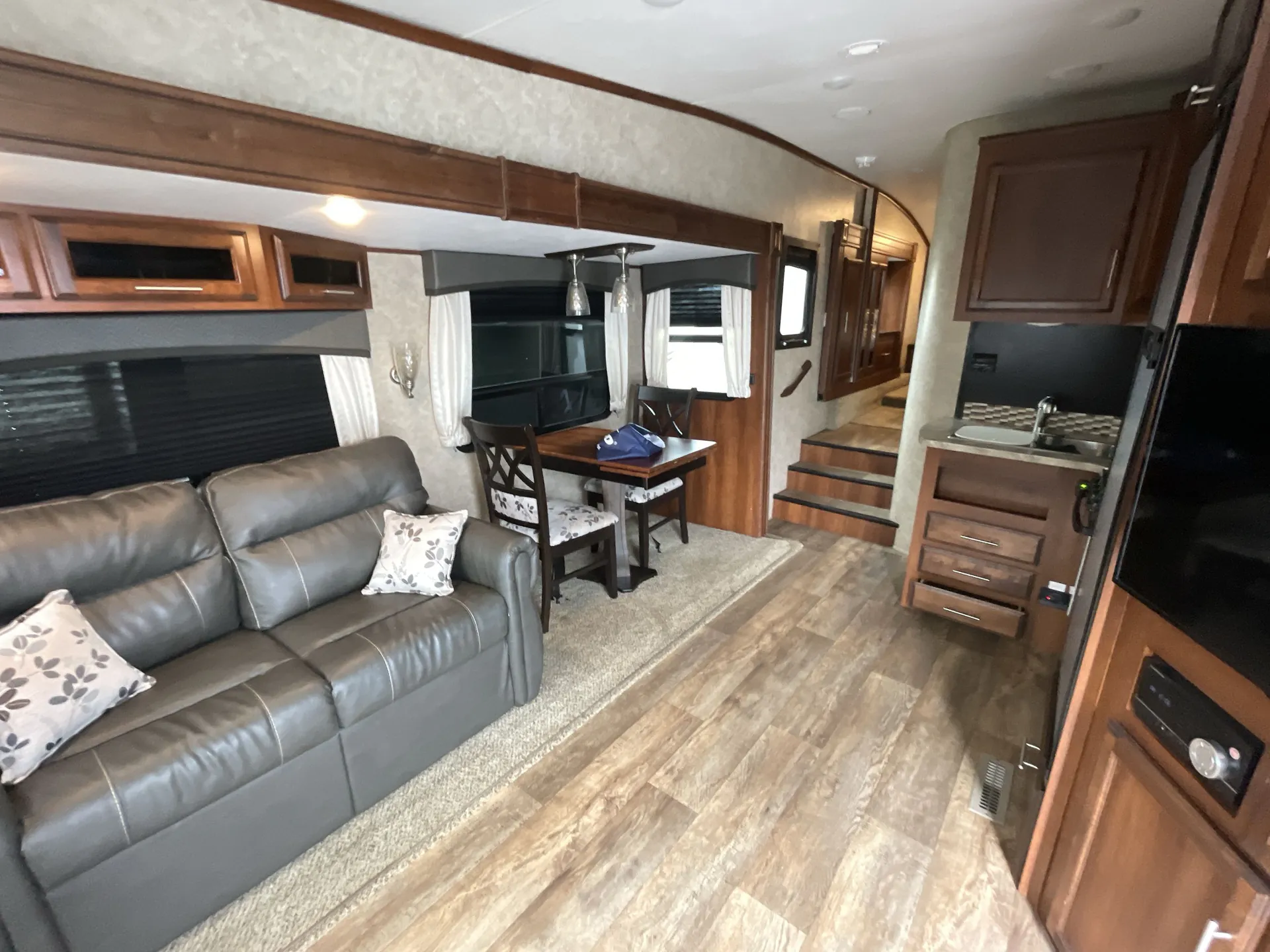 2018 Jayco Eagle Ht 265RLDS — living area main