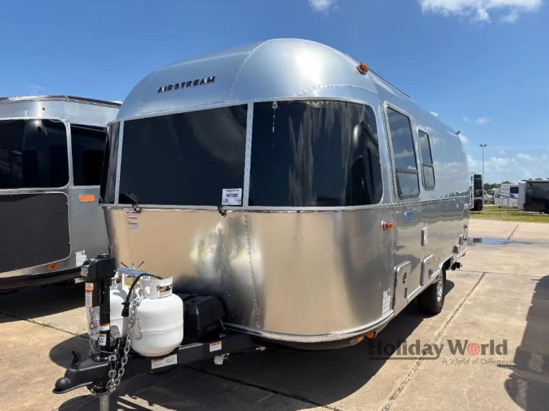 2026 Airstream Bambi 22FB - Photo 3