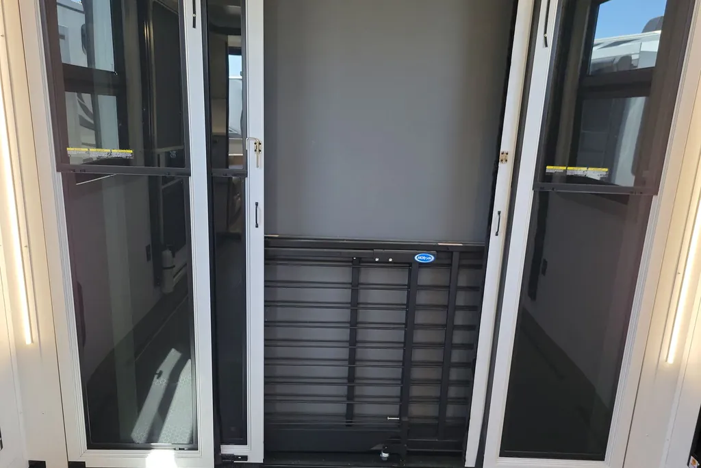 2025 Brinkley Model G 3500, Photos photo 46