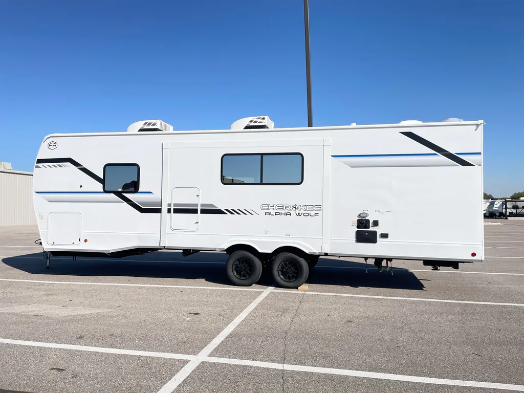 2026 Forest River Alpha Wolf 24TRUNK, Photos photo 6