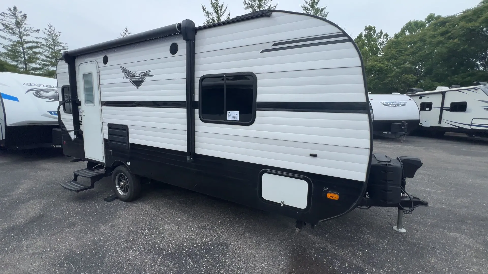 2022 Riverside RV Retro 171DRD - Photo 2
