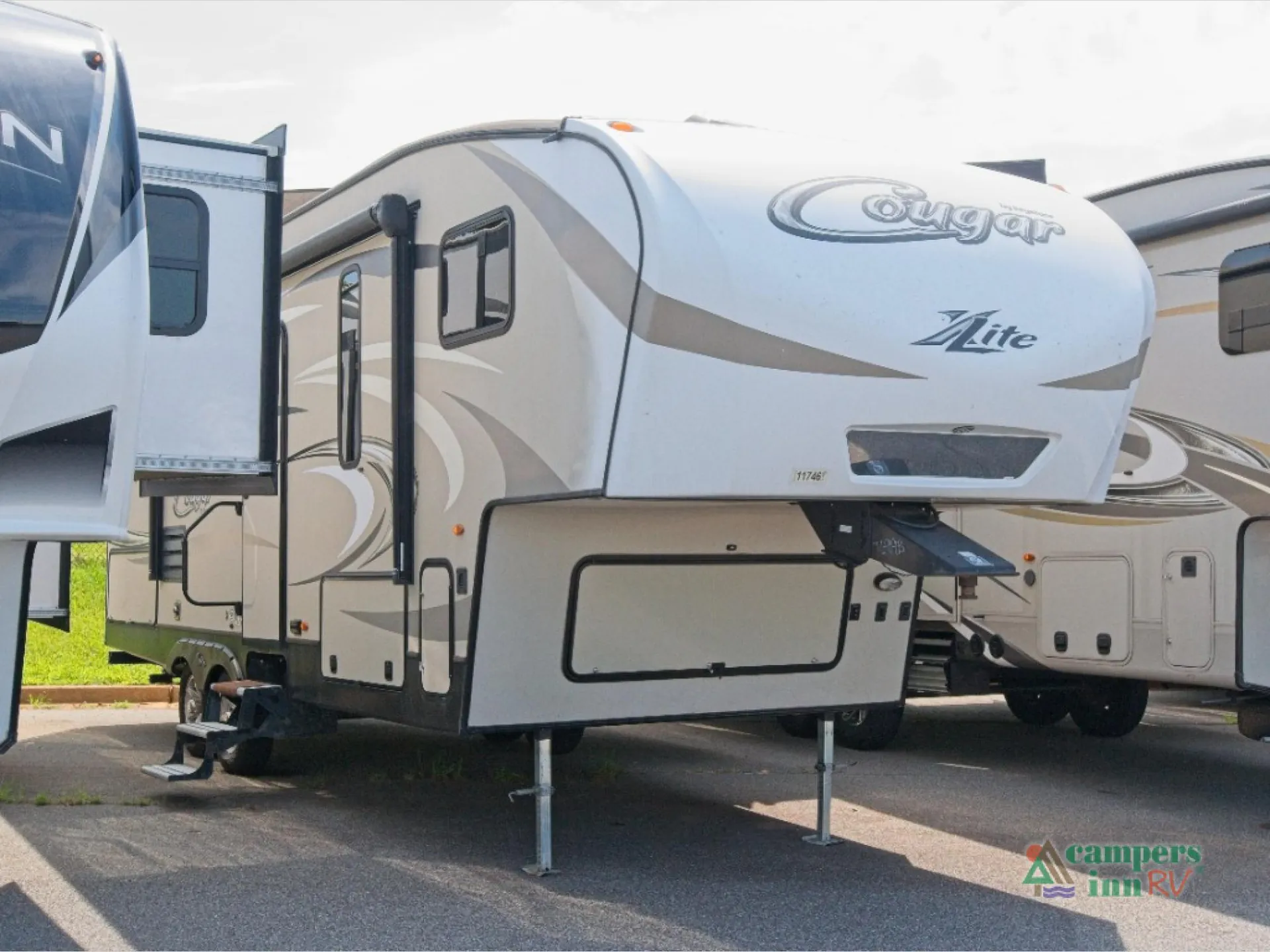 2018 Keystone Cougar Half-Ton 25RES - Photo 2