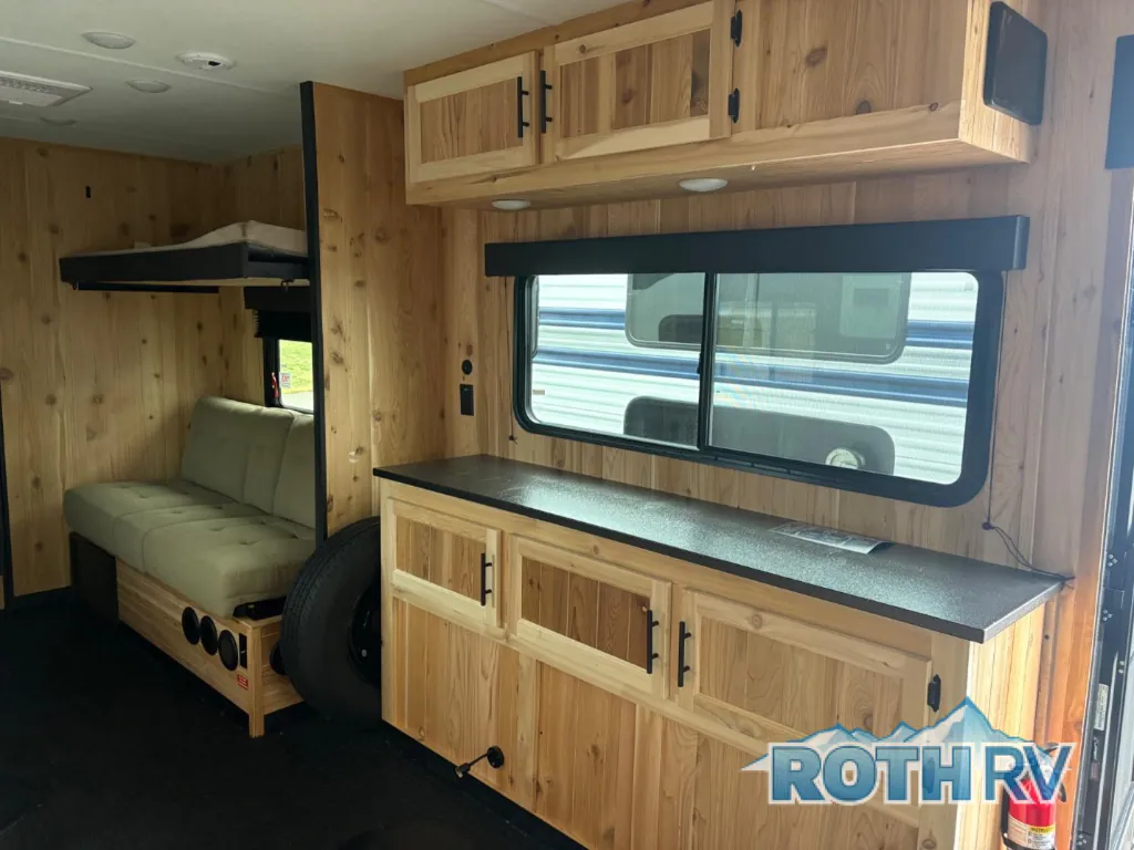 2027 Forest River Cherokee Grey Wolf 21GP, Photos photo 8