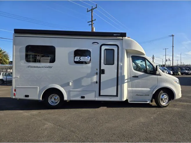 2026 Pleasure-Way Plateau XLTS Std. Model - Photo 3