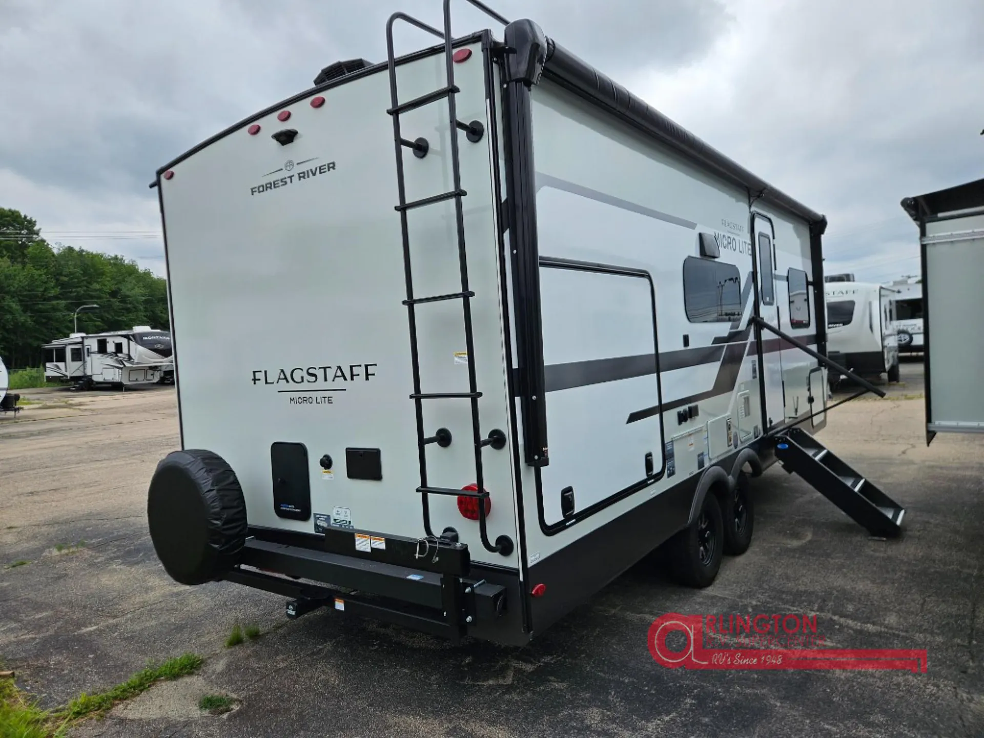2027 Forest River Flagstaff Micro Lite 25BSDS — Photo 5
