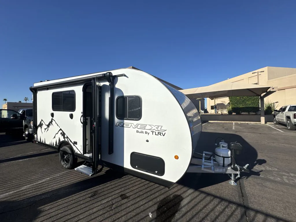 2025 Travel Lite Rove XL 17FQ - Photo 2