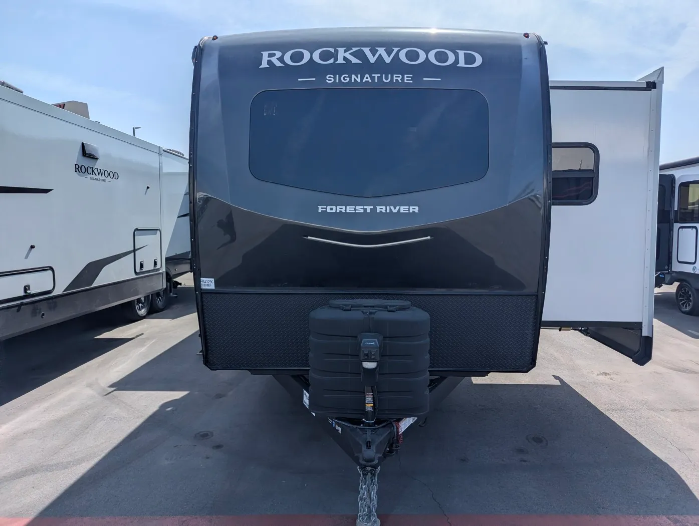 2026 Forest River Rockwood Signature 8336BH - Photo 3