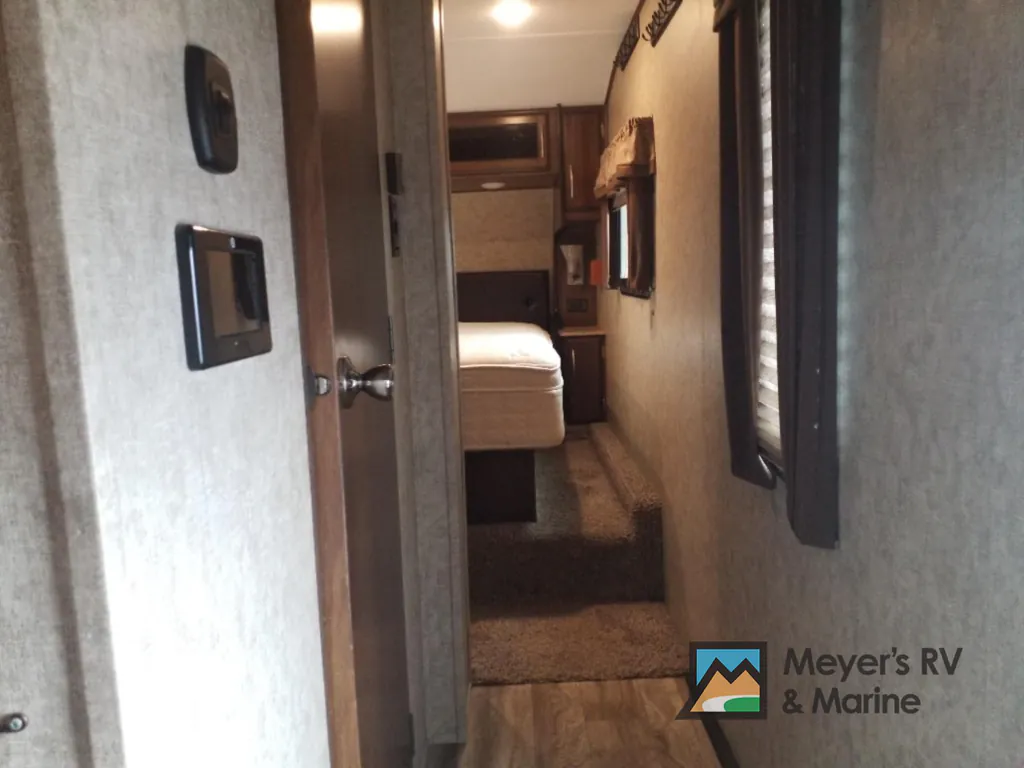 2018 Prime Time Crusader 295RST, Photos photo 12