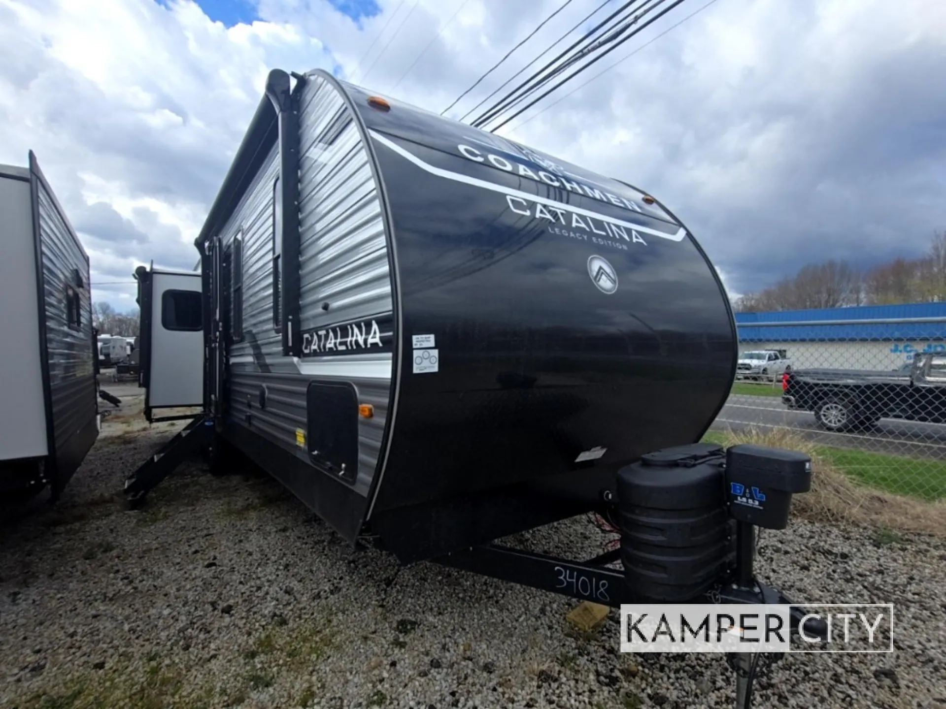 2025 Coachmen Catalina Legacy Edition 323MAZE - Photo 3