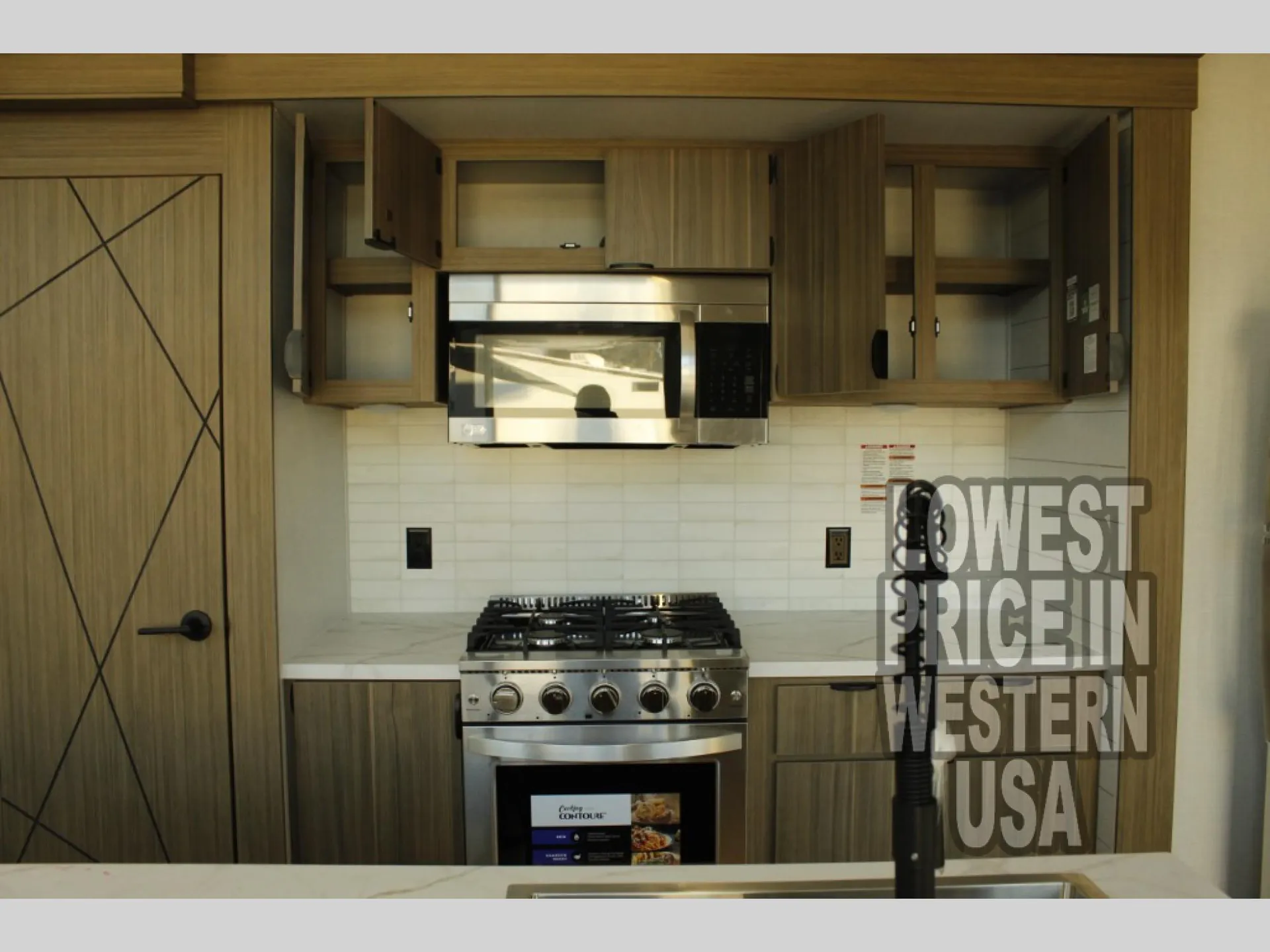 2026 Forest River Wildwood Grand Lodge 42ICE — Photo 6
