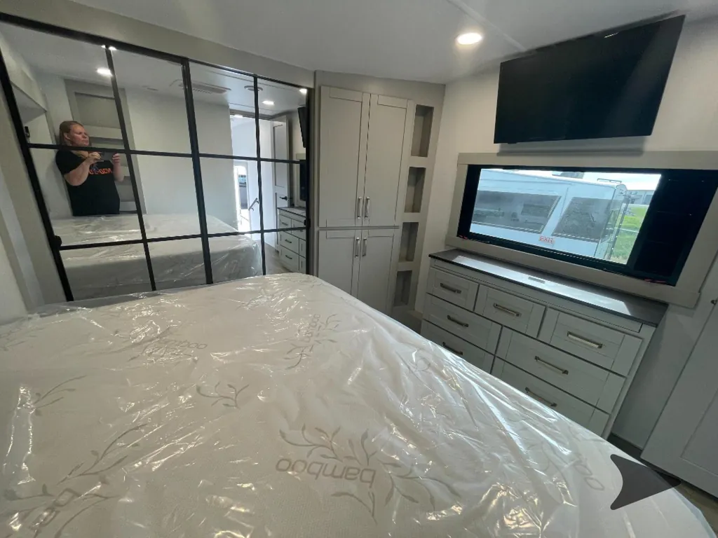 2026 Brinkley Model Z 3515, Photos photo 48
