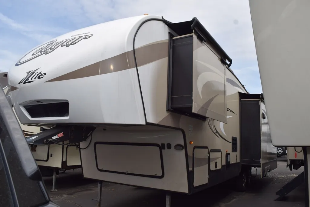 2017 Keystone Cougar XLite 29RES - Photo 3