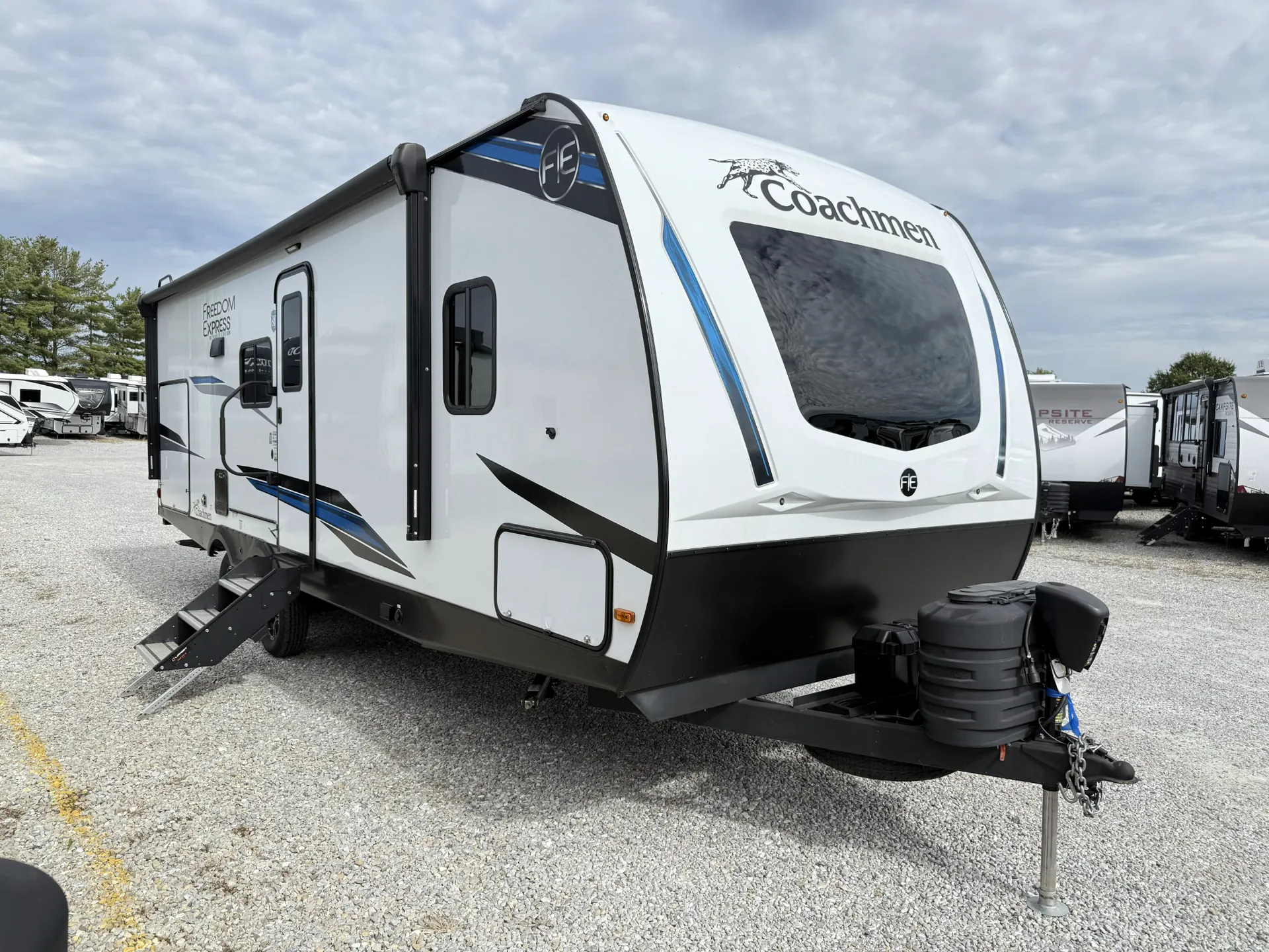 2024 Coachmen Freedom Express Ultra Lite 252RBS - Photo 2
