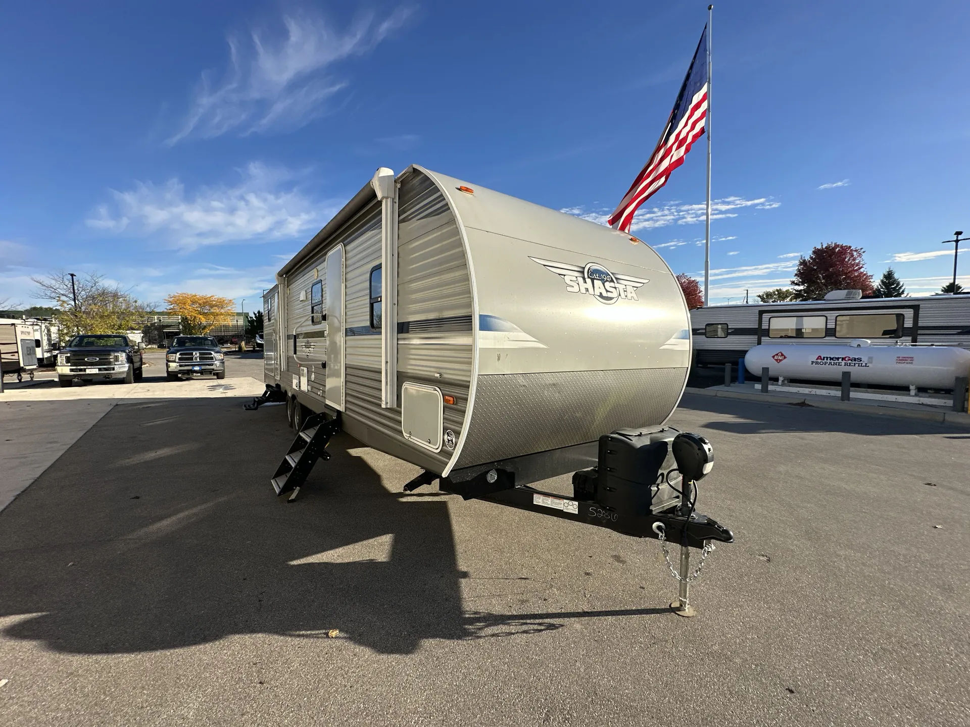 2021 Shasta Shasta 32DS - Photo 2