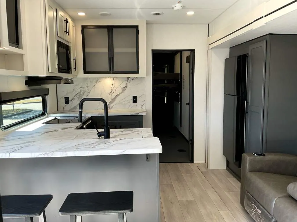 2026 KZ RV Sportster X 33X - Photo 4