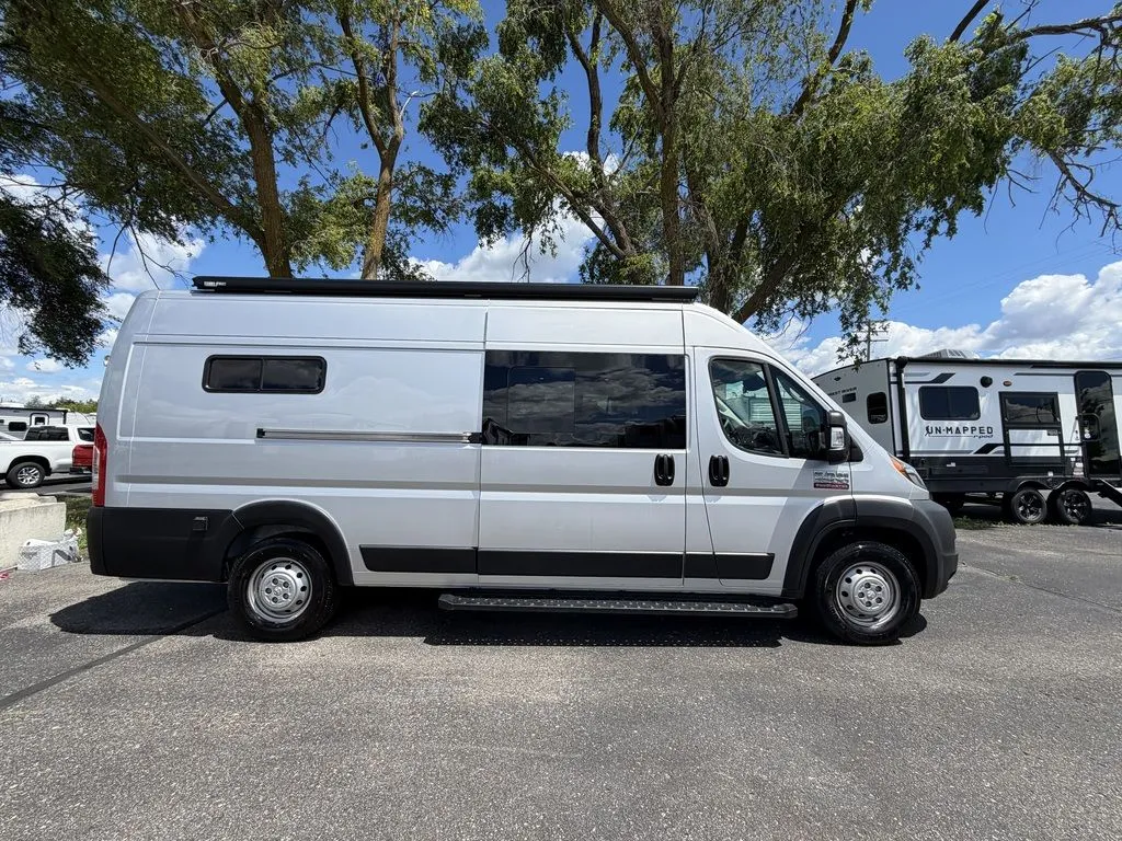 2019 Thor Motor Coach Siesta Sprinter 24MB - Photo 2
