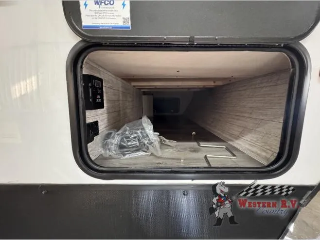2026 Coachmen Catalina Summit Series 8 231MKS - Photo 4